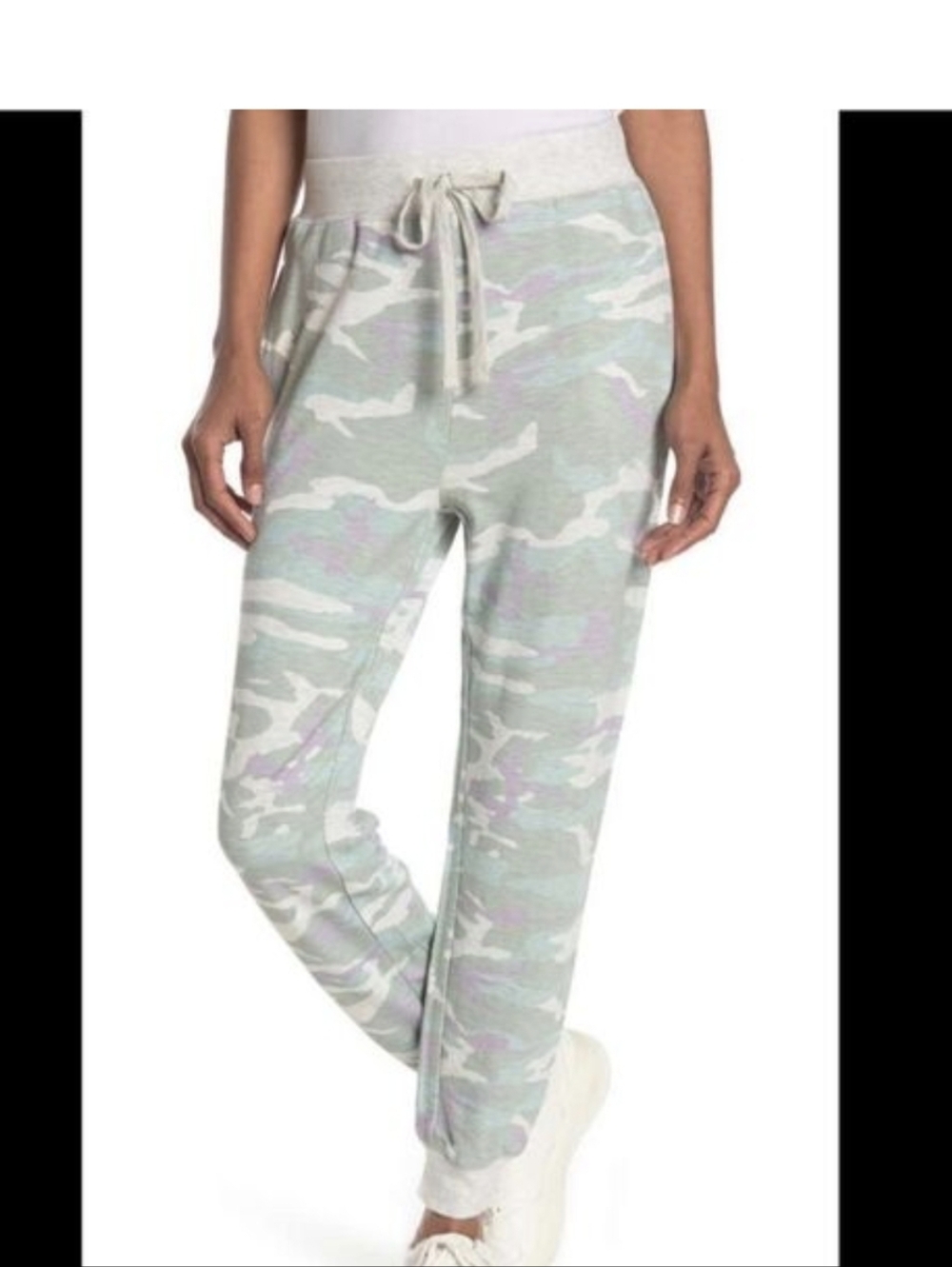 NWOT Thread & Supply Women's Camoflauge Jogger Sweatpants. Medium - Picture 2 of 5